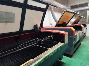workshop modernty display stand supplier (1)